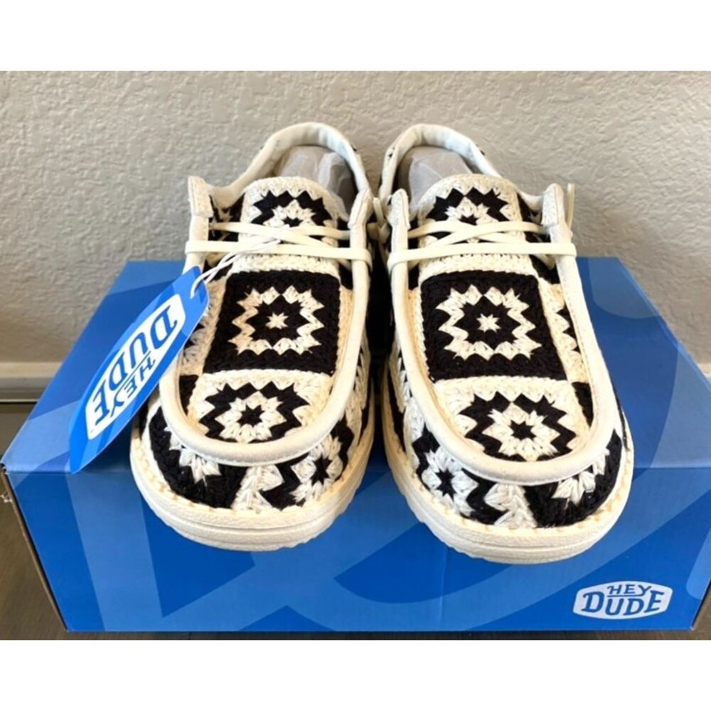 Hey Dude Wendy Cottage Crochet Black White Slip On Shoes Sneakers - Women’s 7 - Picture 5 of 8